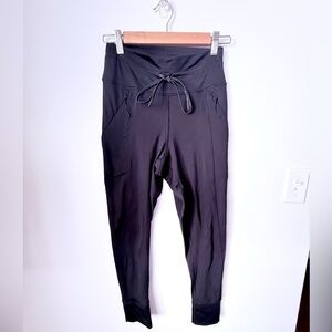 OFFLINE By Aerie Warmup High Waisted Pocket Legging